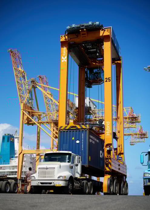 NB_Barbados Port Hybrid Straddle Carrier 2024 (3).png