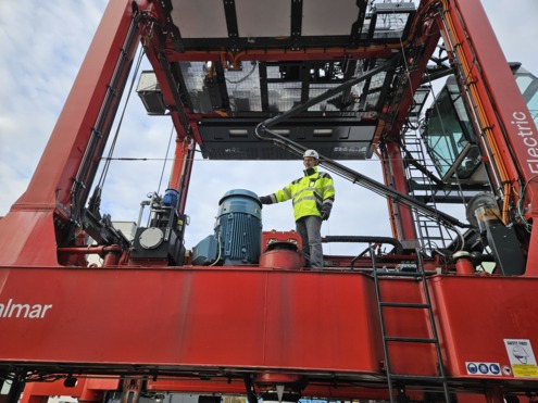 Kalmar KMS Reima Reinvall on Strad