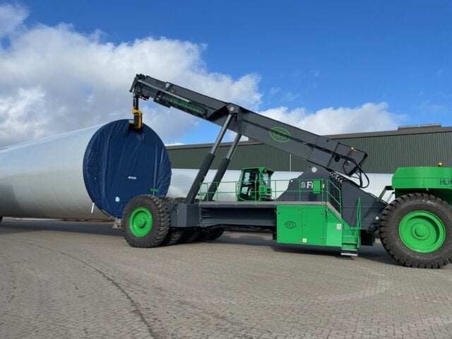 Gama de reachstackers para trabajos pesados