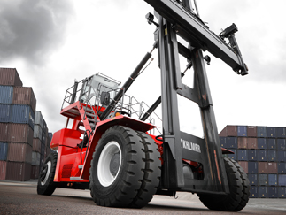 Manipulador de contenedores vacíos Kalmar Essential DCU80-100