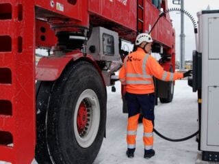 Megawatt Charging significantly shortens charge times for Electric Straddle Carriers